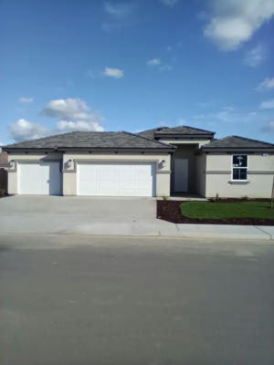 15774 W DYLAN AVE, KERMAN, CA 93630 - Image 1